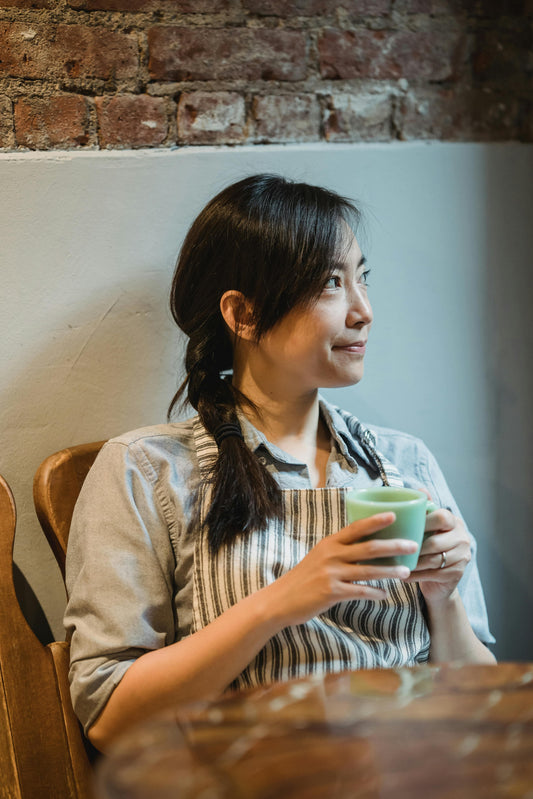 MATCHA ET DIGESTION – UN ALLIÉ LÉGER ET PUISSANT